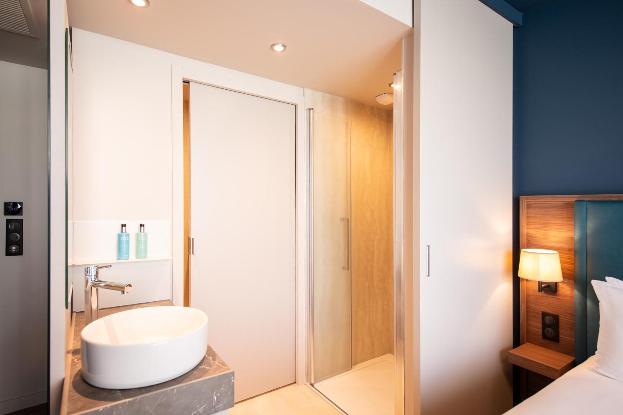 Hotel De La Cite 3*